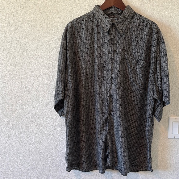 NWOT 100% Silk print short sleeve shirt, Silk Uomo by Nak, size XL - Picture 5 of 13